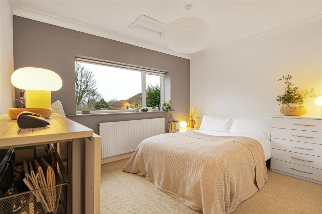 Additional image 10 of Hawthorn Crescent, Baildon, Shipley