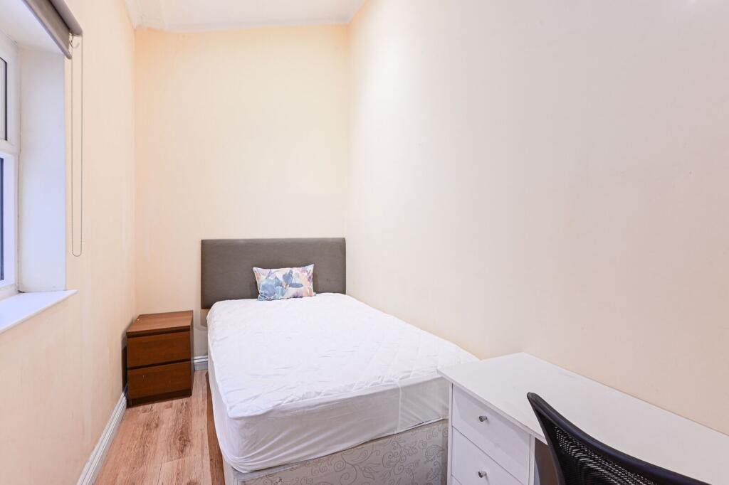 4 bedroom flat for rent