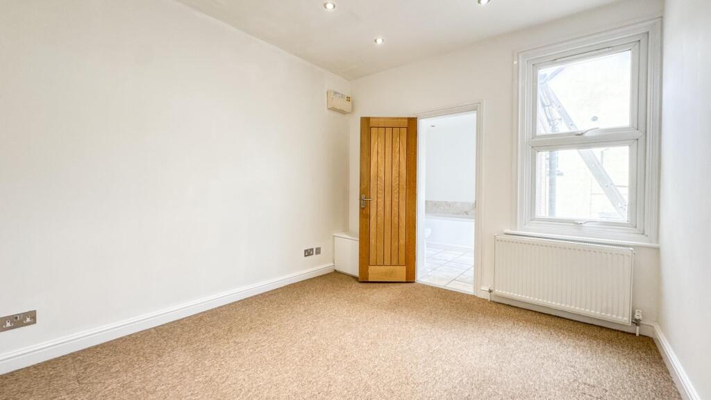 Apartment in Bristol, Southville - More
