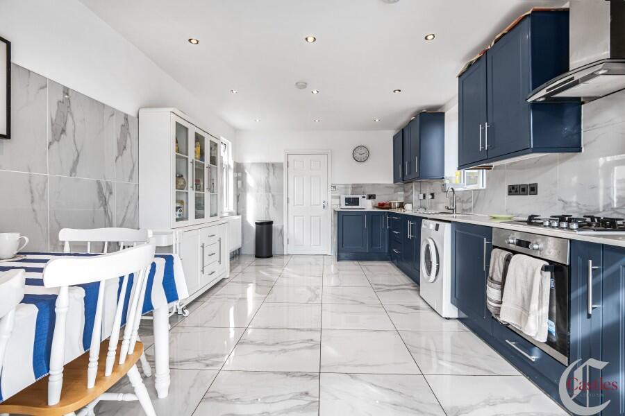 House in London - View 3