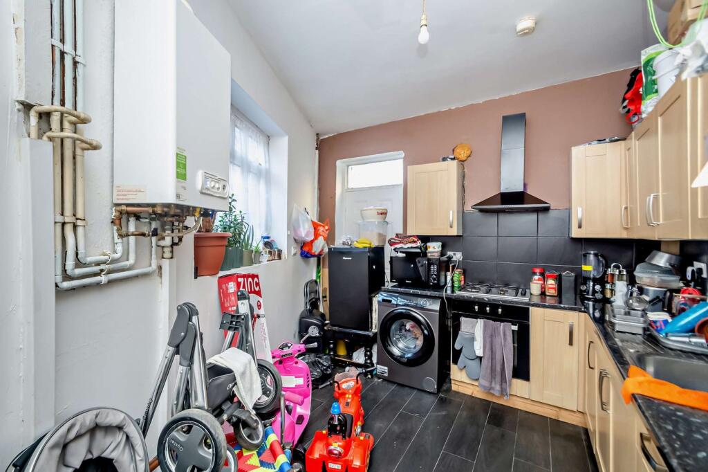 Additional image 5 of Rose Street, Bradford, BD8