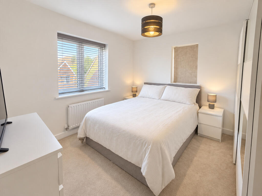 House in Redhill - View 5
