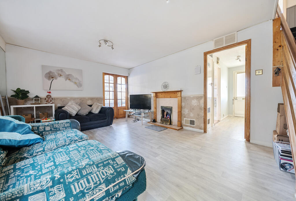 House in Sevenoaks - More