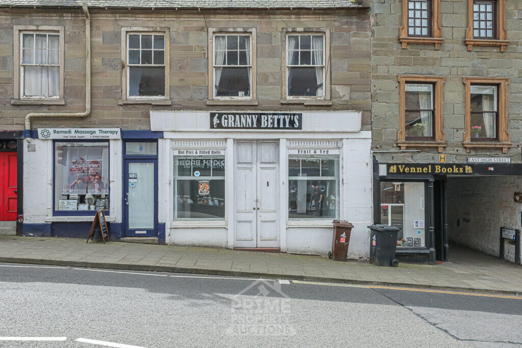 Main image of property: 4 East High Street, Forfar, DD8 2EG