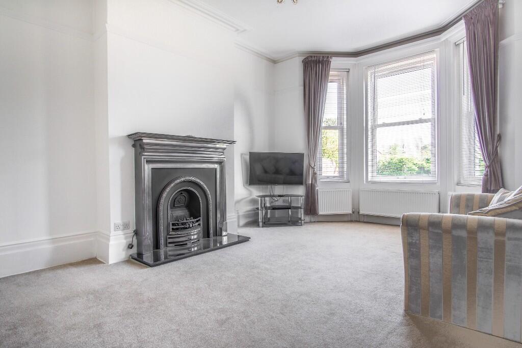 De Roos Road, Eastbourne photo 5