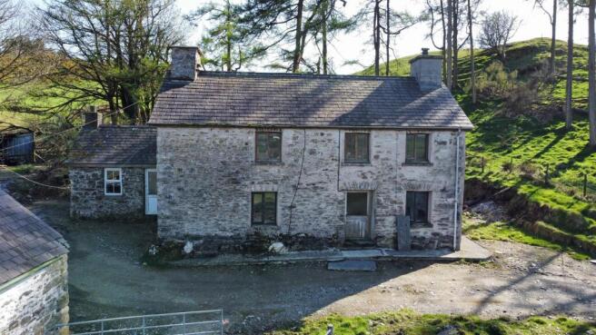 THE FARMHOUSE