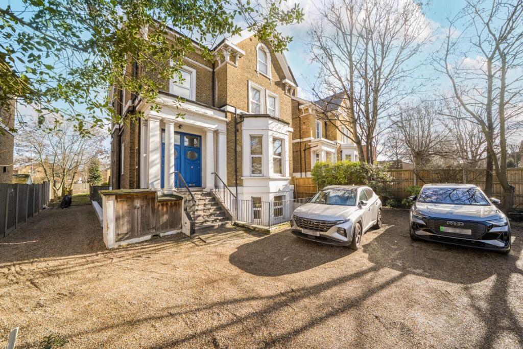 Main image of property: Bedford Hill, Balham, London, SW12