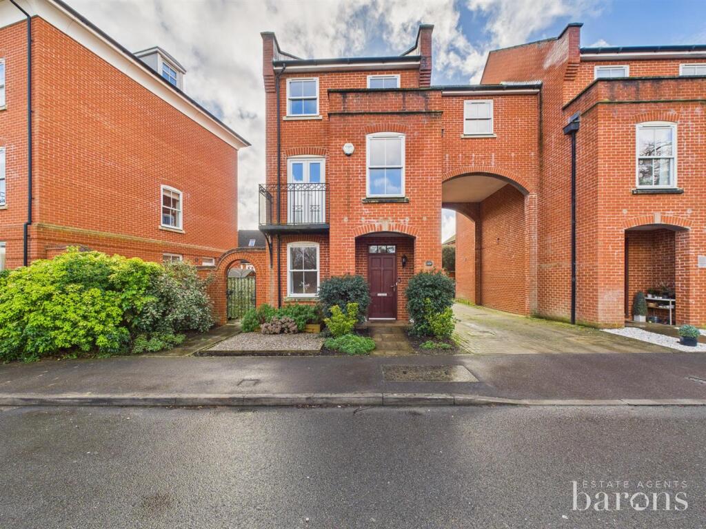 Main image of property: Rockbourne Road, Sherfield-On-Loddon, Hook