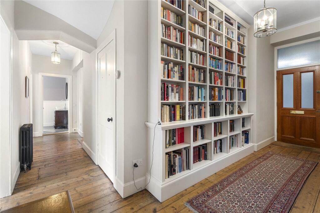Apartment in Edinburgh, The Grange - View 3