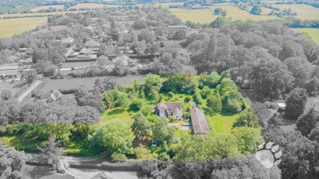 Main image of property: Chalk Street, Rettendon Common, Chelmsford, CM3