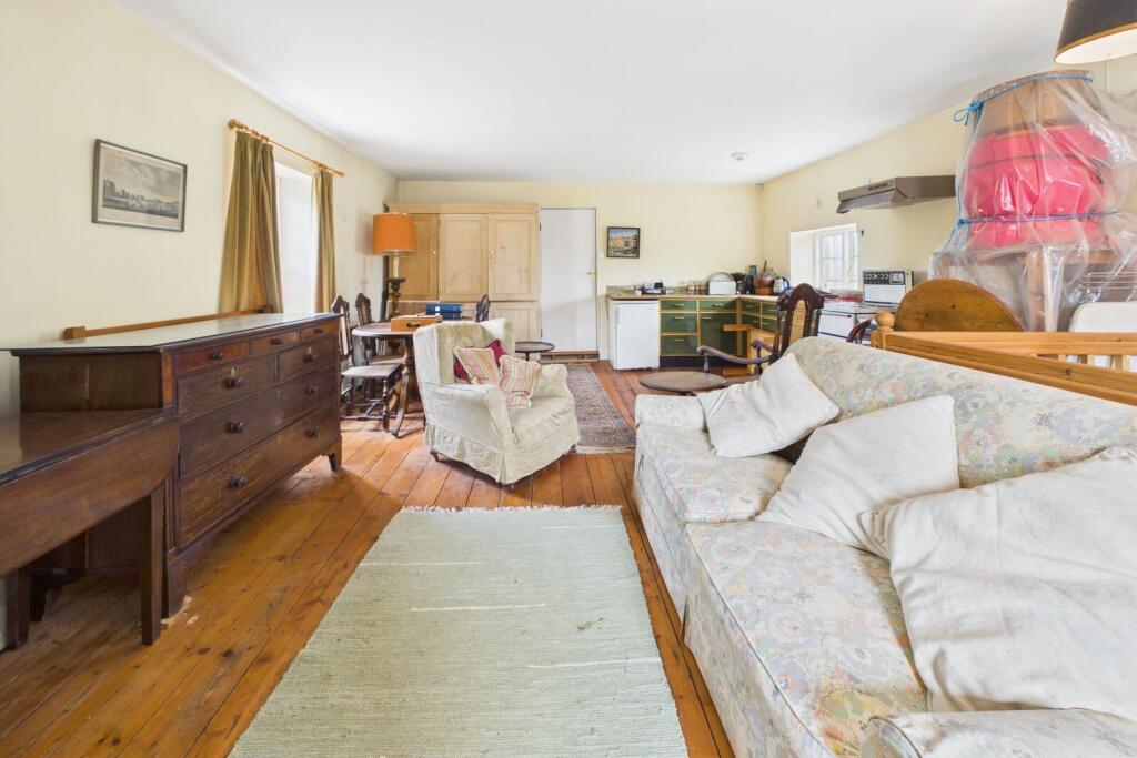 House in Huntingdonshire, Elton - View 4
