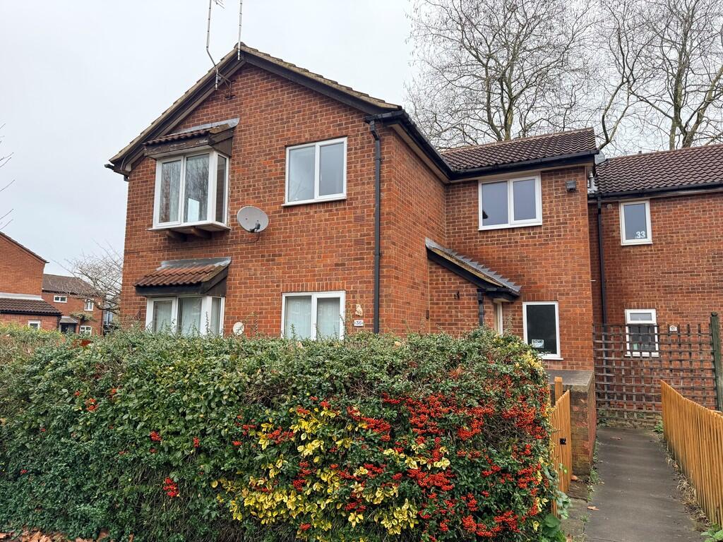 1-bed flat on Shaws Green, Derby , £90,000