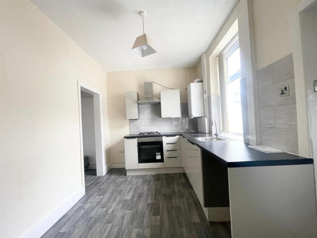 House in Burnley, Lancashire - View 4