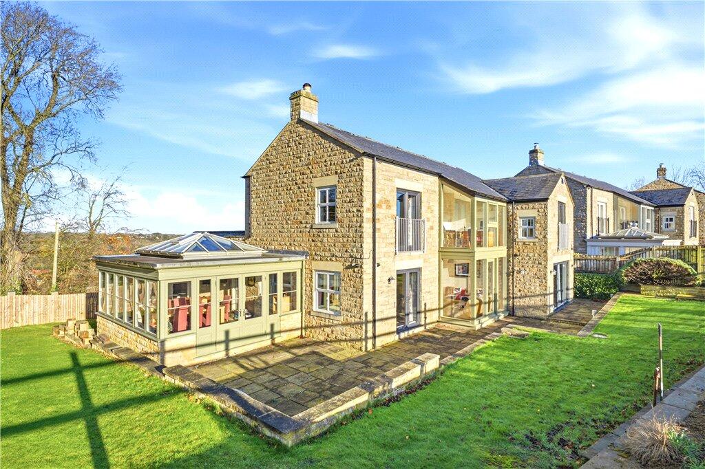 4-bed detached on Jewitt Lane, Collingham, Wetherby, West Yorkshire, £1,000,000