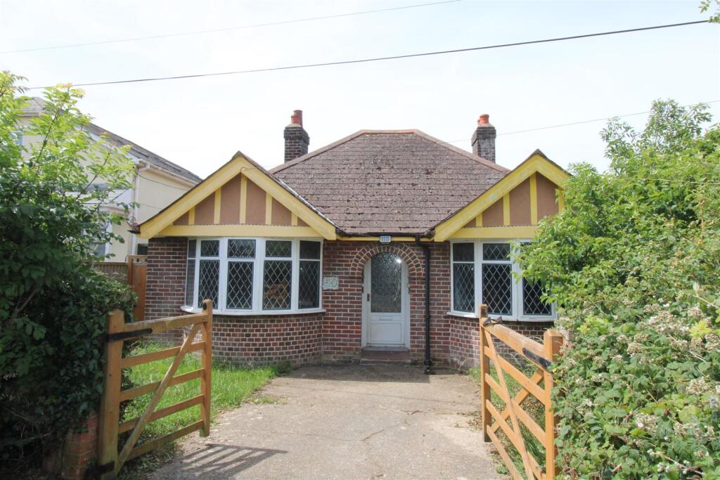 Main image of property: Cockleton Lane, Cowes