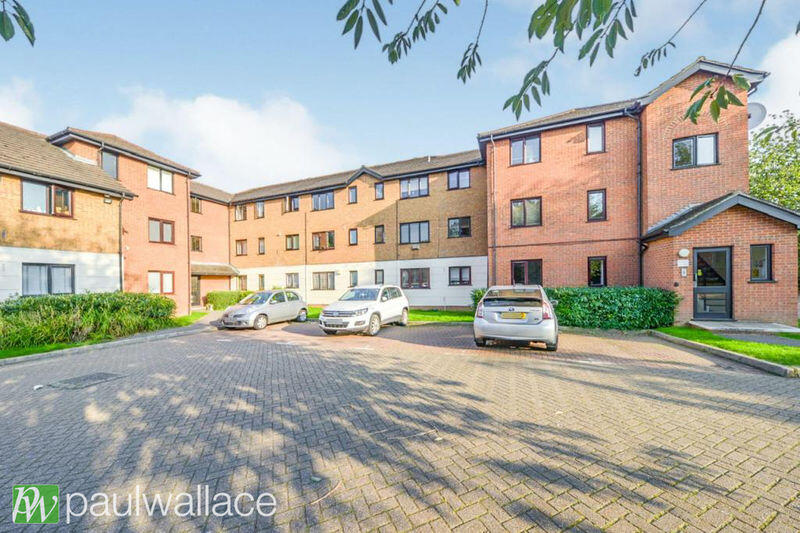 Main image of property: Parrotts Field, Hoddesdon