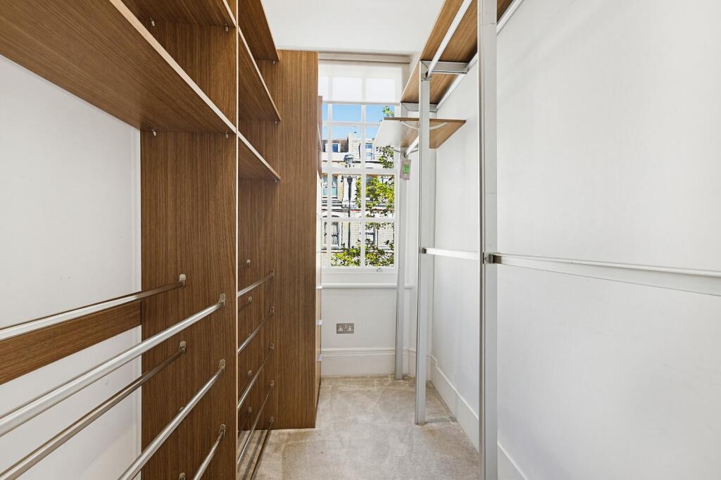 4 bedroom flat for rent