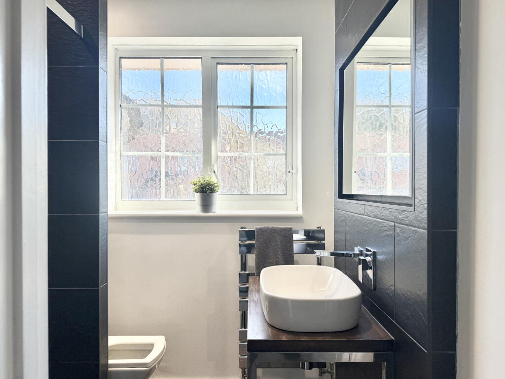 Additional image 26 of Chestnut Drive, Yeovil, Somerset