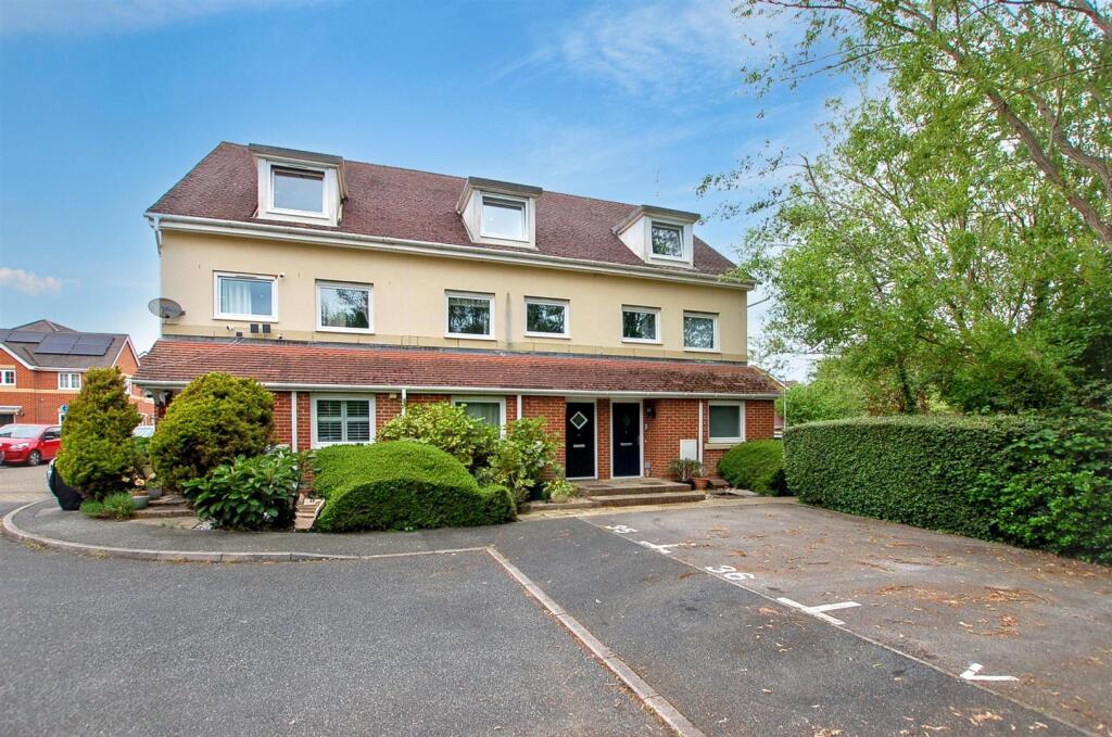 Main image of property: Queripel Close, Tunbridge Wells