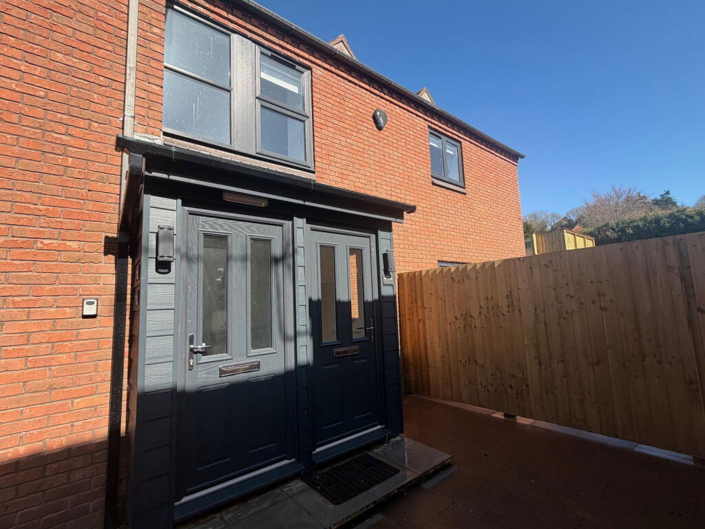 Main image of property: The Luxe Loft 15 The Homend, Ledbury, Herefordshire, HR8 1BN