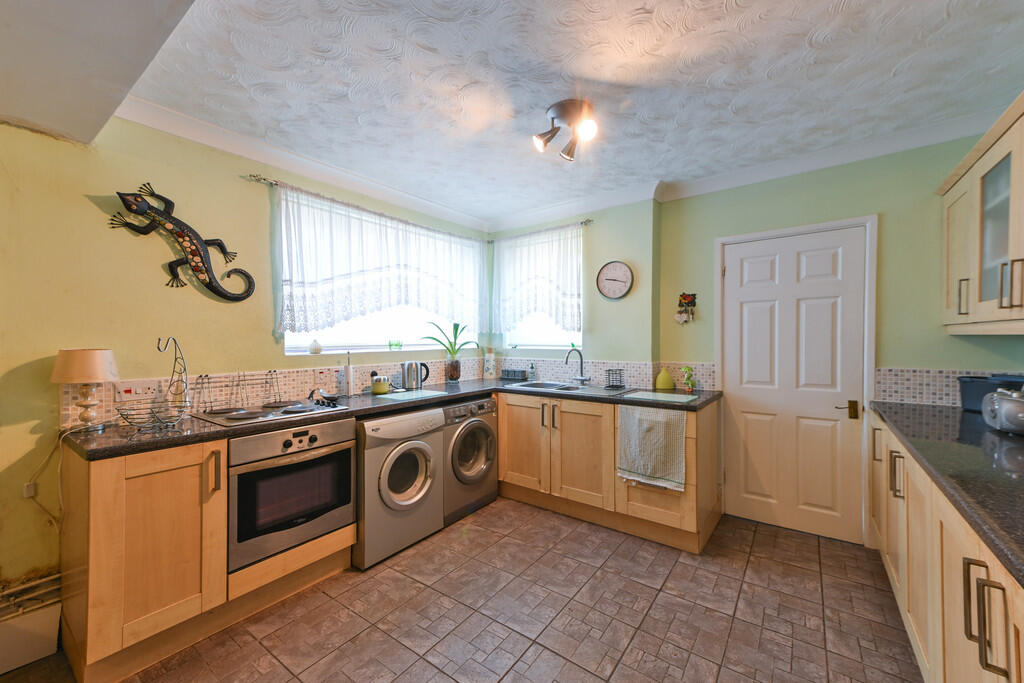 House in Southampton - View 4