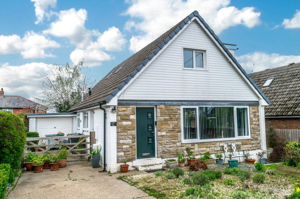 Main image of property: Pennine Way, Scissett, Huddersfield, HD8