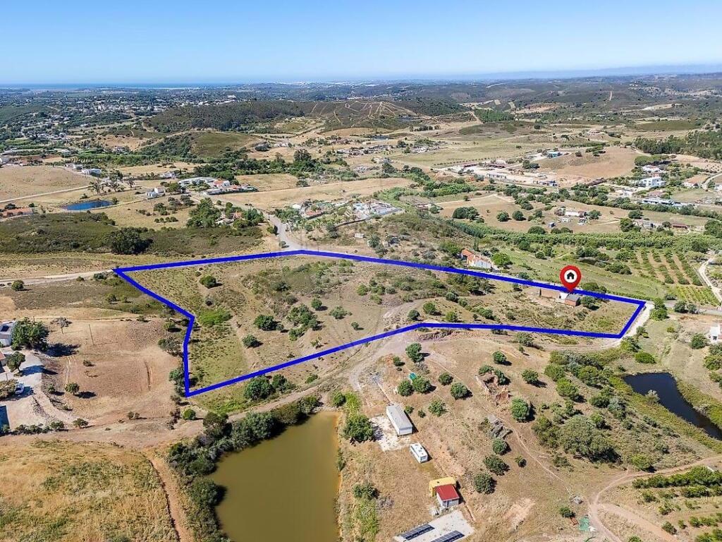 Main image of property: Algarve, Mexilhoeira Grande