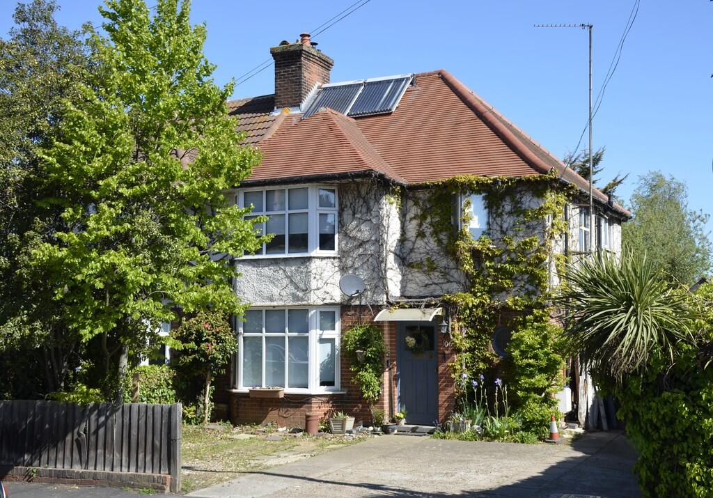 Main image of property: High Road West, Felixstowe