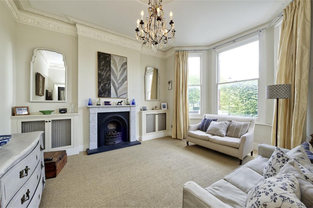 Main image of property: Dalgarno Gardens, London, W10