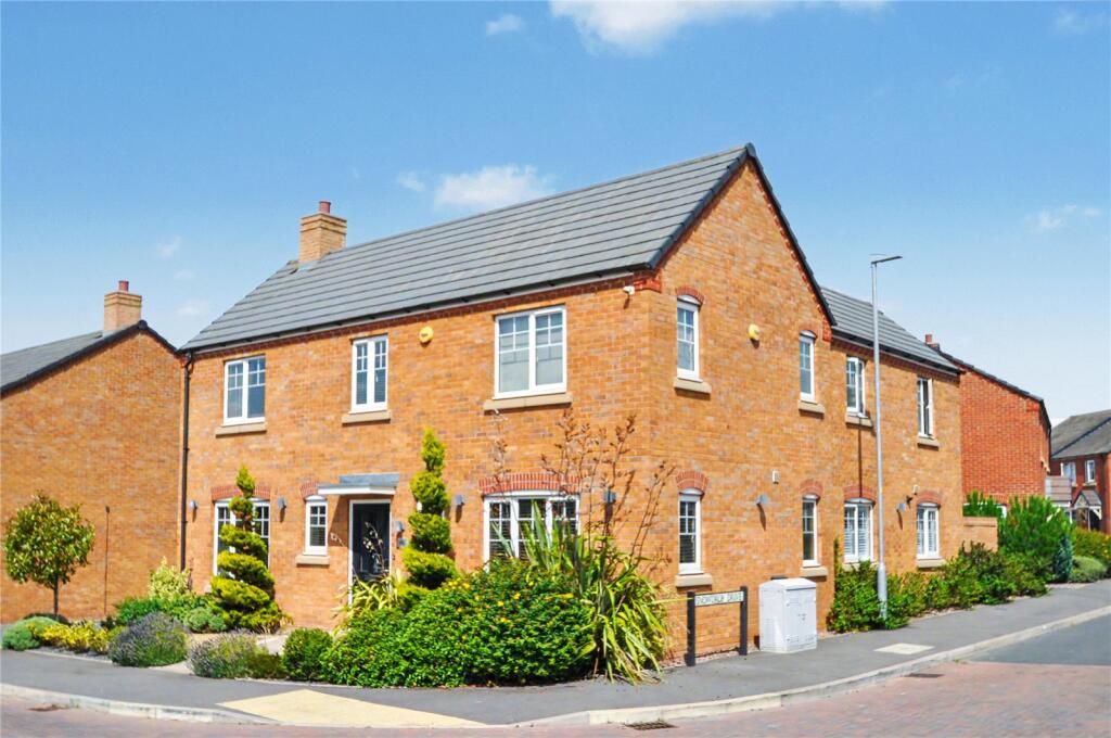 Main image of property: Goldcrest Way, Droitwich Spa, Worcestershire, WR9
