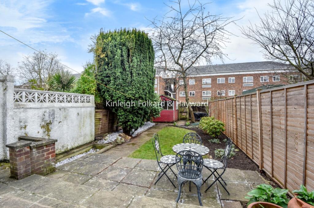 House in London - View 5