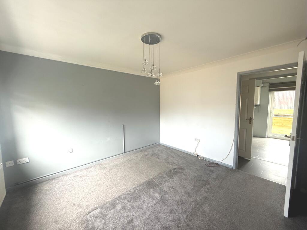 House in Barnsley, South Yorkshire - View 2
