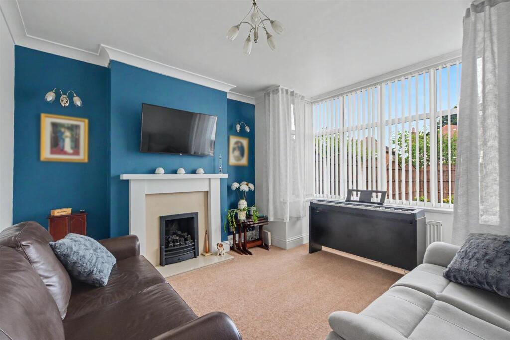 House in Nottingham - View 3