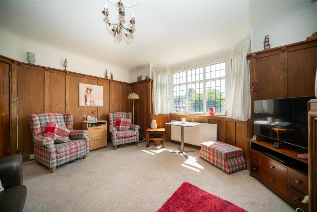 House in Three Rivers, Croxley Green - View 5