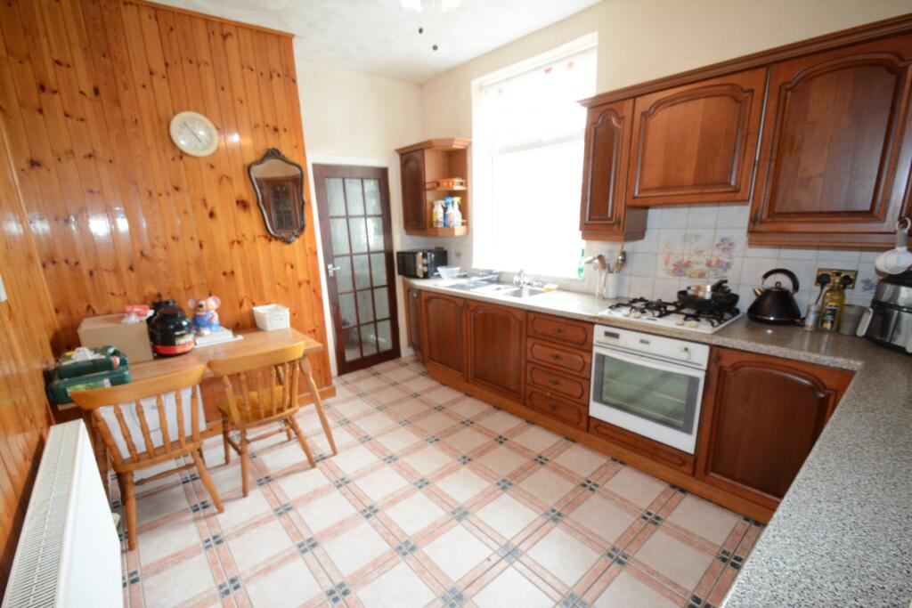 House in Tameside, Greater Manchester - View 5