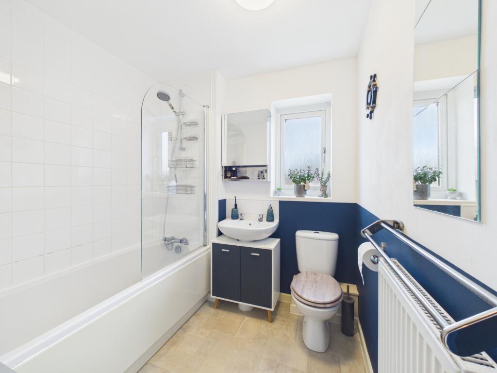 Apartment in Chester, Broughton - View 5