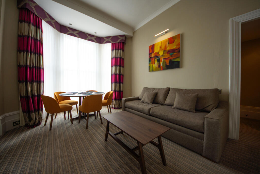 Main image of property: Royal Parade, Eastbourne - 2 Bed Superior Furnished Apartment, 576 Sq Ft