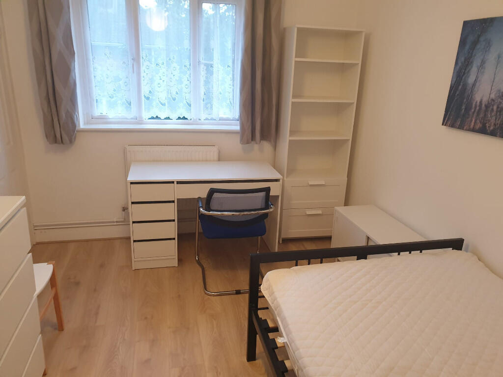 Main image of property: Rolleston Close, Norwich, Norfolk, NR5