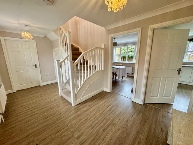 House in Lincoln - View 5