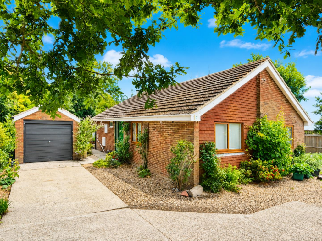 Main image of property: Grebe Crescent, Hythe