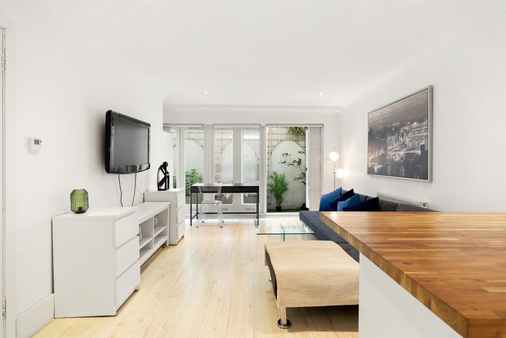 Apartment in London - View 5