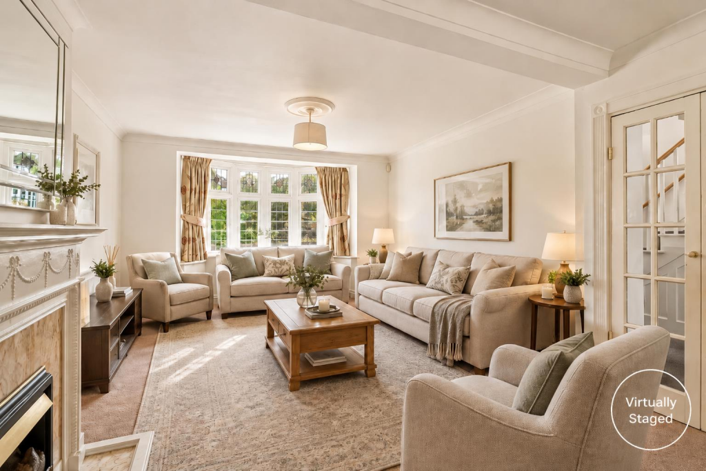 House in Sutton - View 2