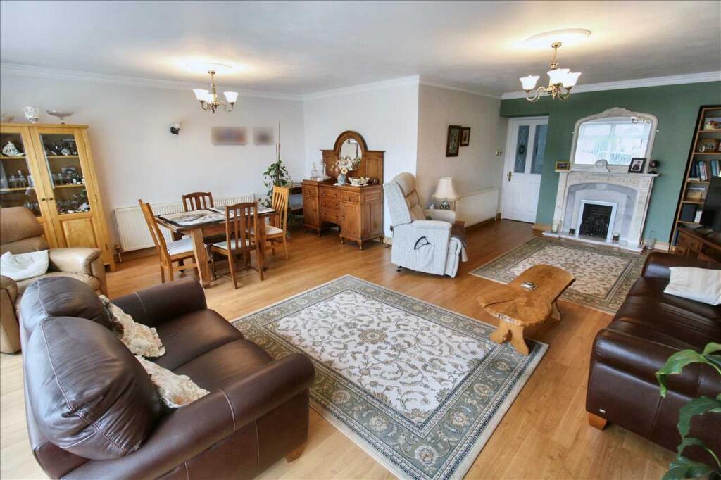 Thorn Drive, Newthorpe, Nottingham photo 3