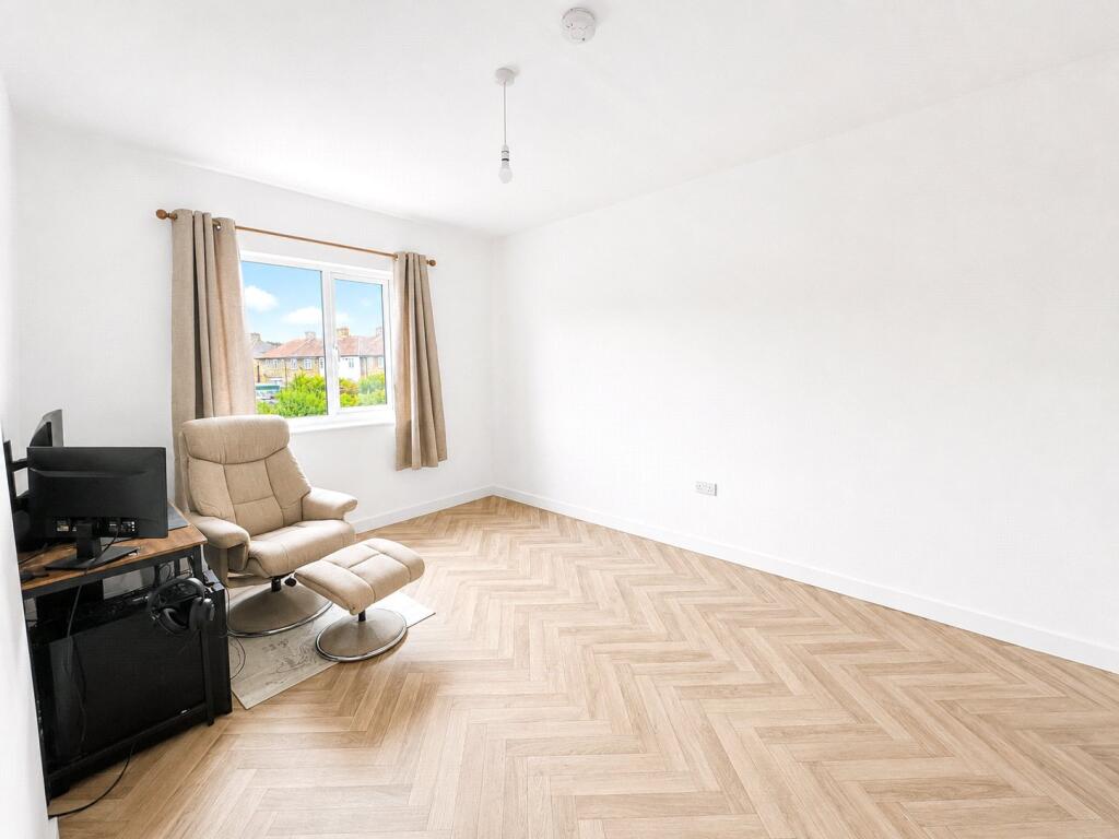Apartment in London - View 2