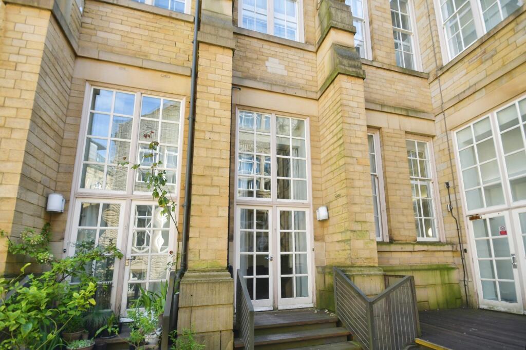 2 Orchard Lane, Sheffield, S1 photo 3