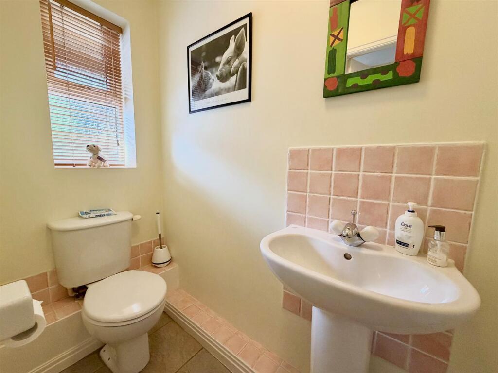 Dunmaston Avenue, Timperley, Altrincham – pohled 6