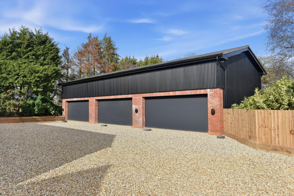 Additional image 17 of THE ELMHURST, Wawensmere Road, Wootton Wawen, Henley-In-Arden, Warwickshire, B95 6BW