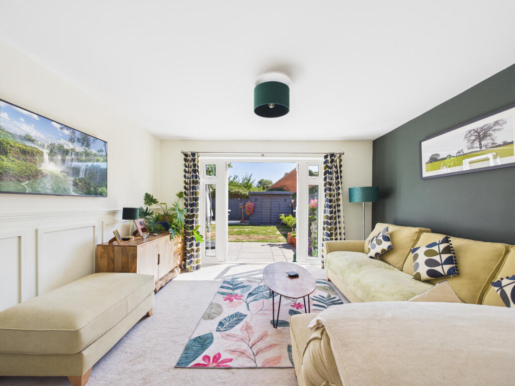 House in South Oxfordshire, Chinnor - View 4