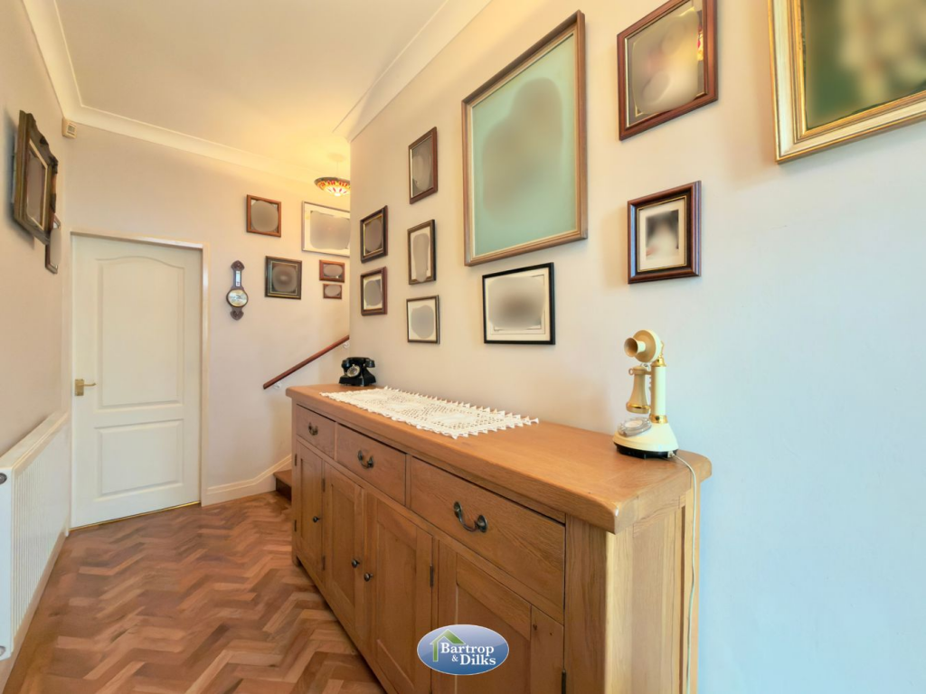 Hillside Crescent, Worksop, S81 photo 4