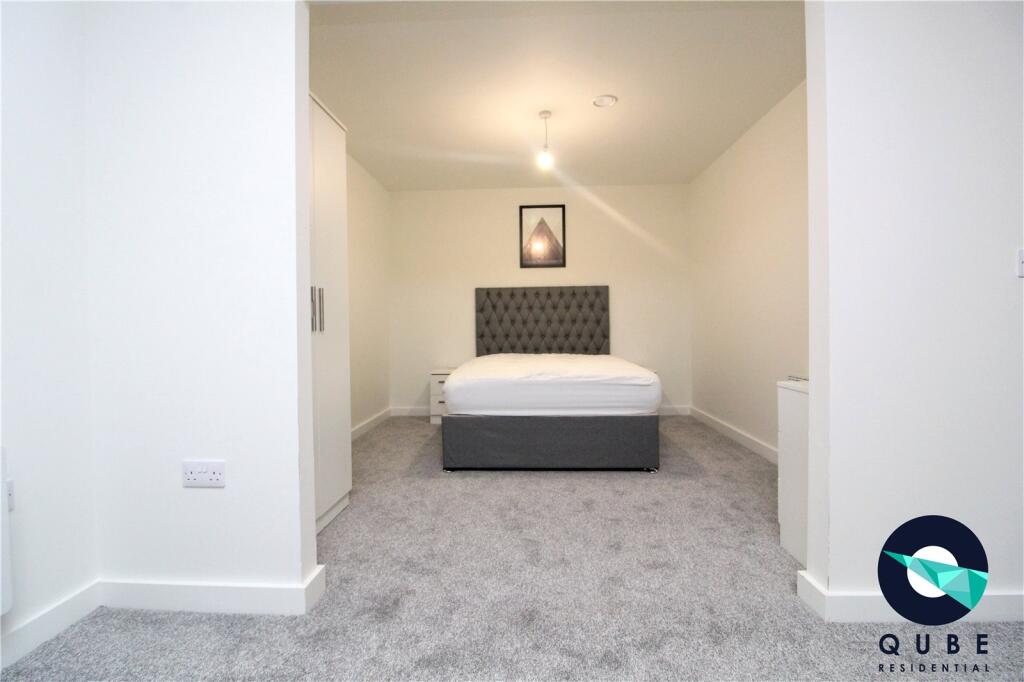 Studio flat for rent